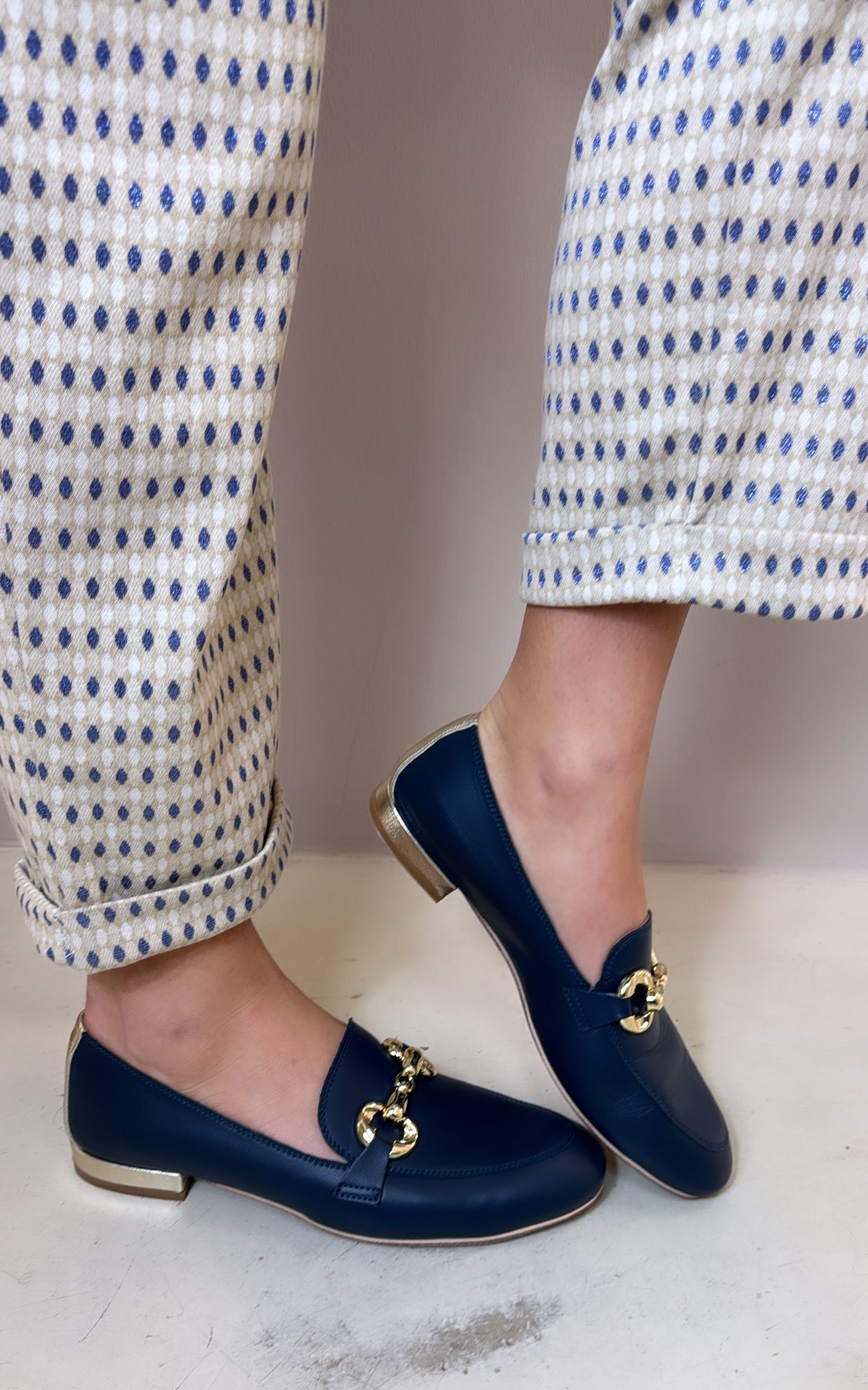 Divine Follie Mocassino pelle navy dettagli laminati platino