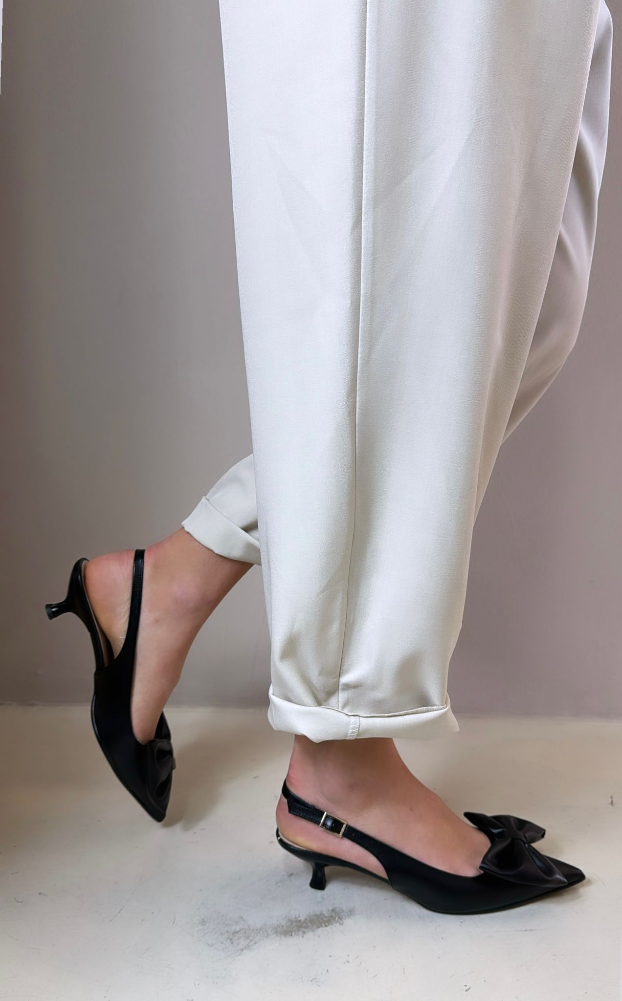 Divine Follie Slingback donna nero con fiocco