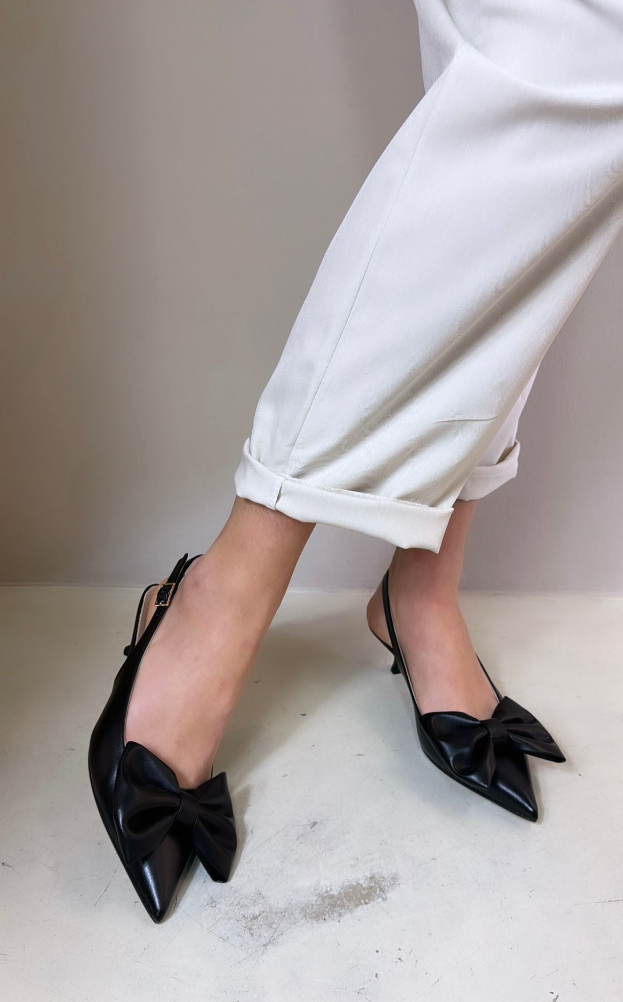 Divine Follie Slingback donna nero con fiocco
