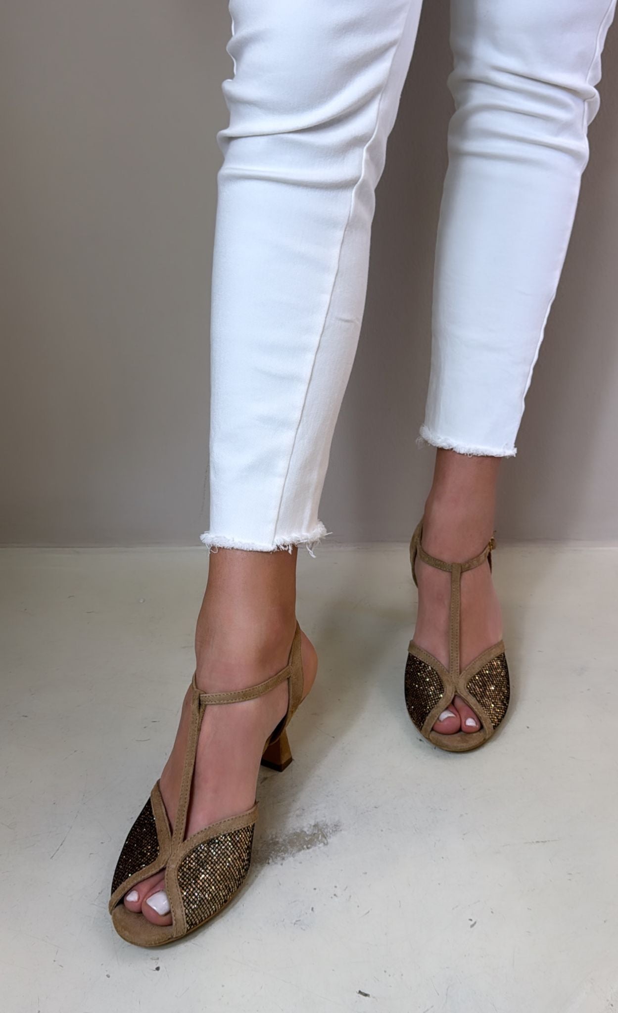 Nannicini Tangherina donna spuntata in camoscio camel e glitter cuoio