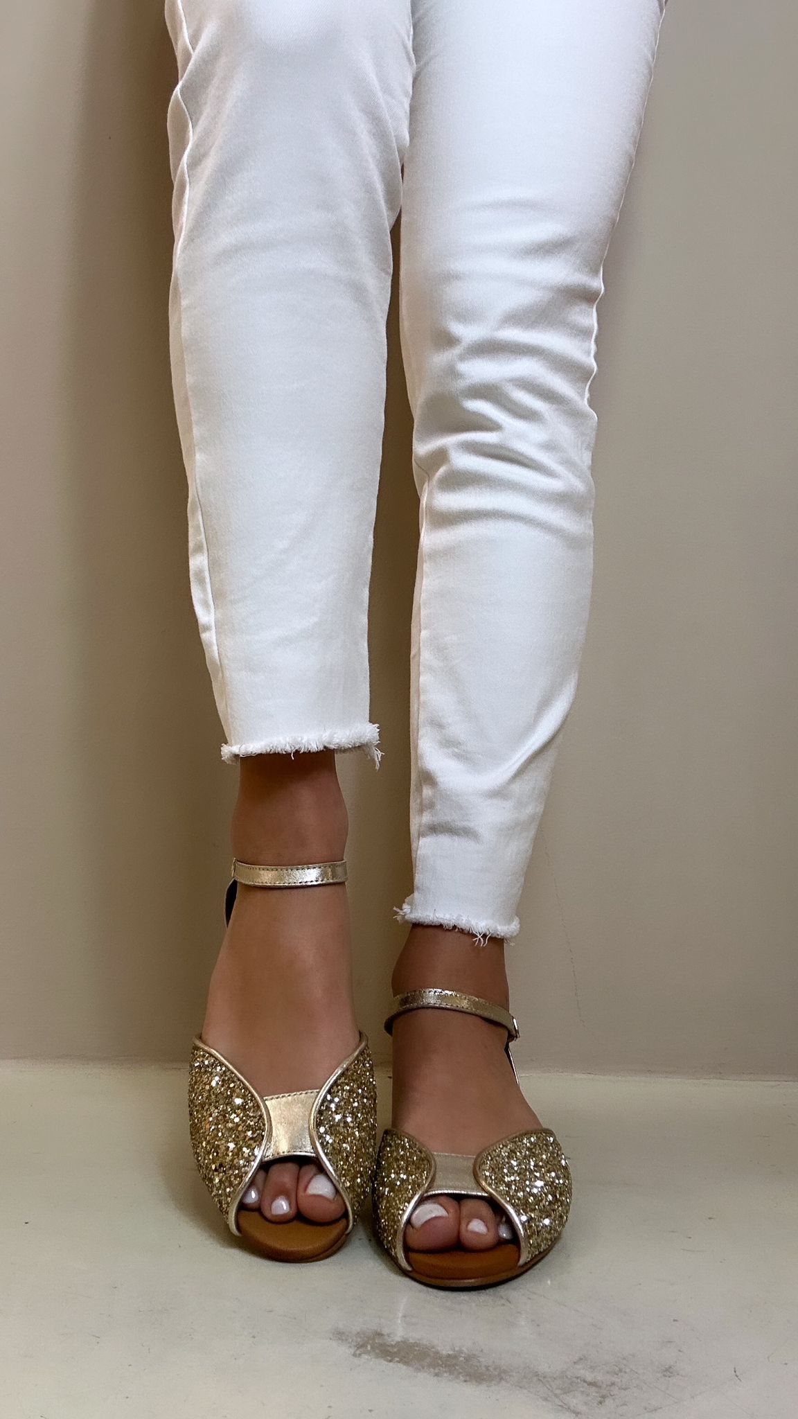 Creative Sandalo donna spuntato in glitter platino