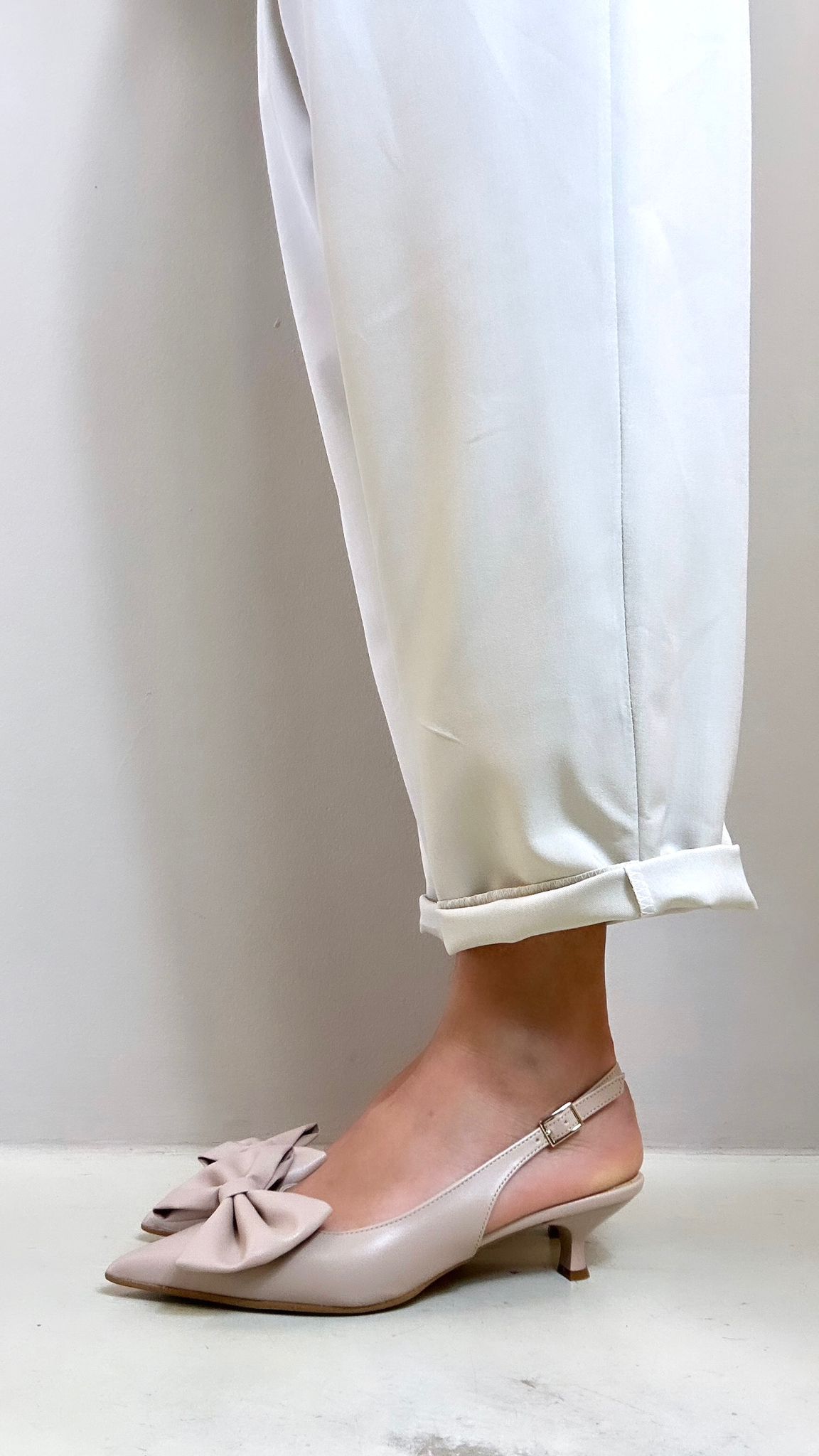 Divine Follie Slingback donna carne con fiocco