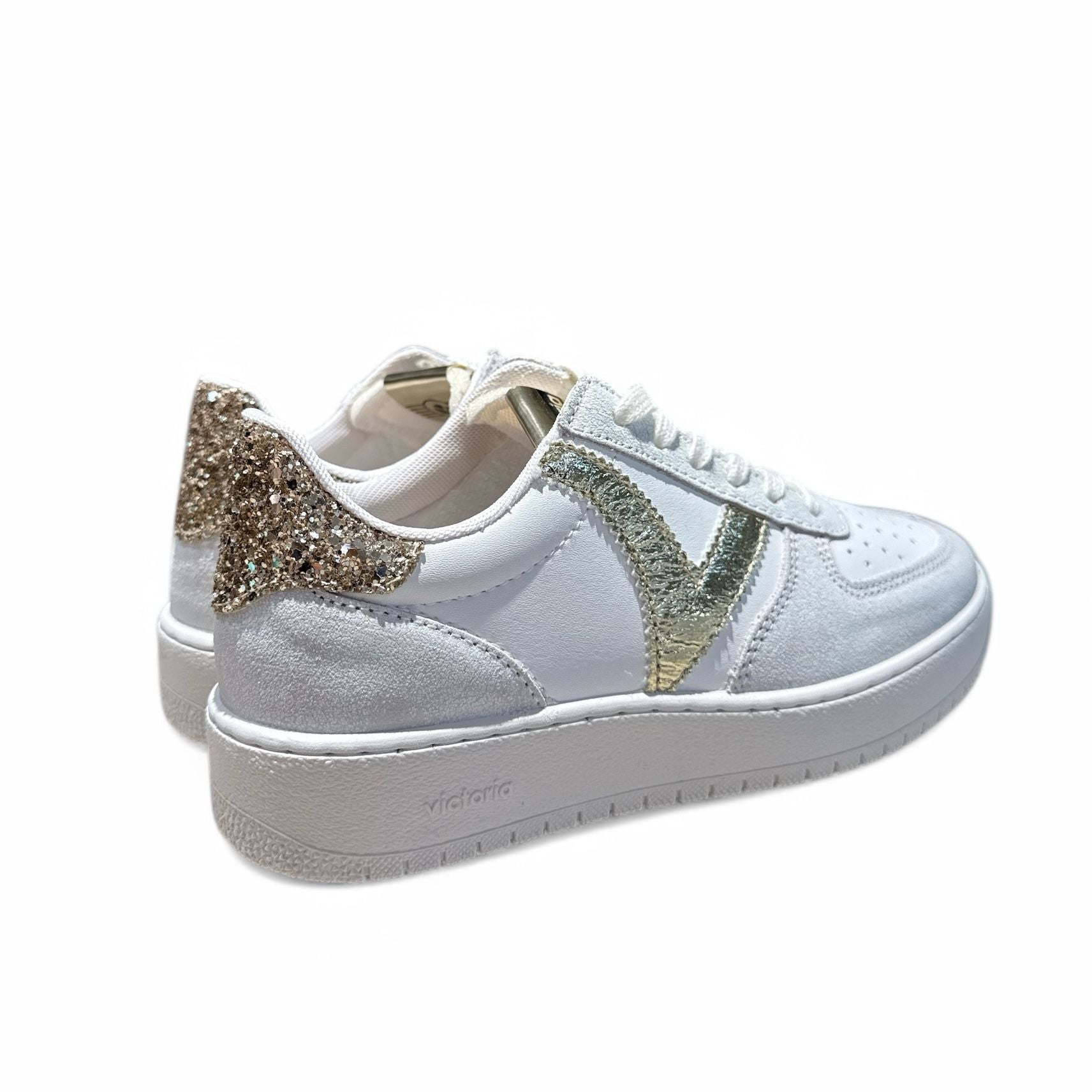 Victoria sneaker donna in pelle e suede bianco con gonfietto in glitter e logo laminato oro