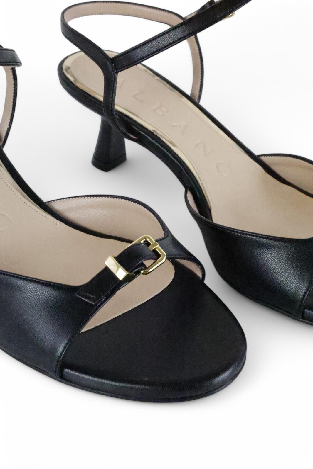 Albano sandalo donna nero con fibbia oro