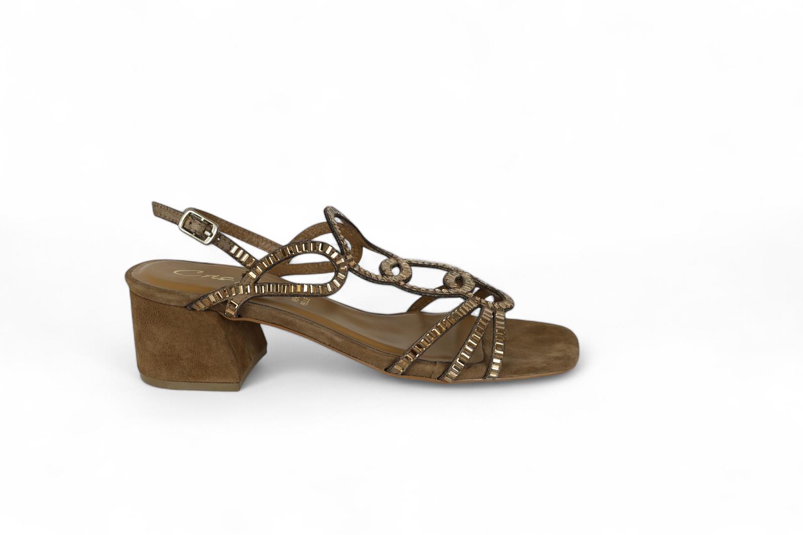 Cristin sandalo donna in suede camel e tomaia con cerchi a specchietto