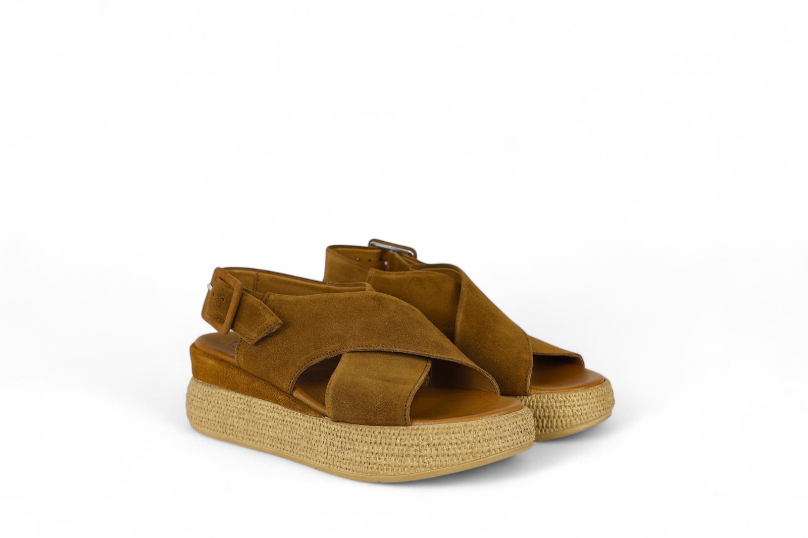 Creative sandalo donna con zeppa e fasce incrociate in suede cuoio