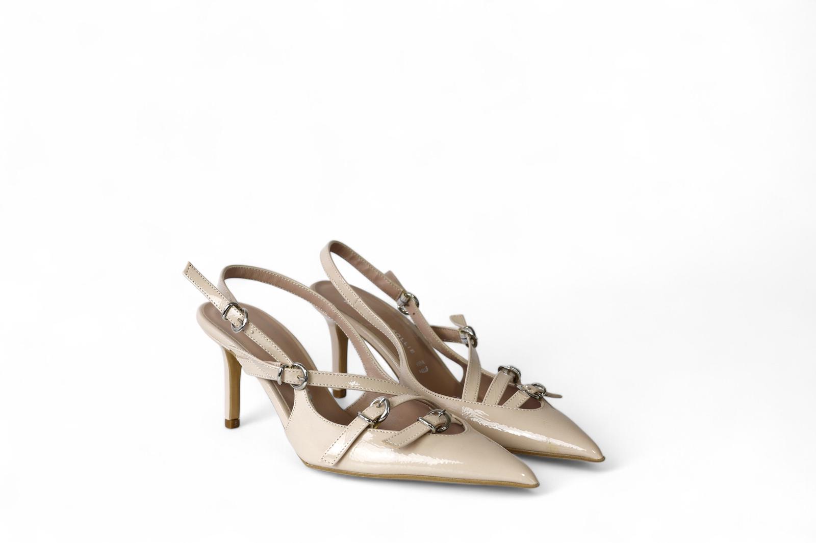 Divine Follie slingback con tacco in vernice nude con fibbie