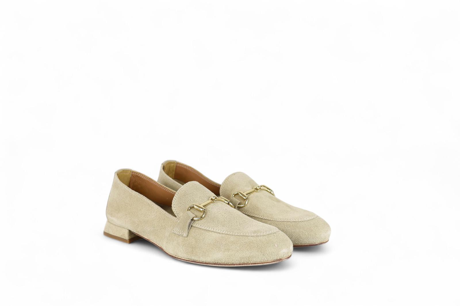 Divine Follie mocassini donna in suede beige con morsetto platino