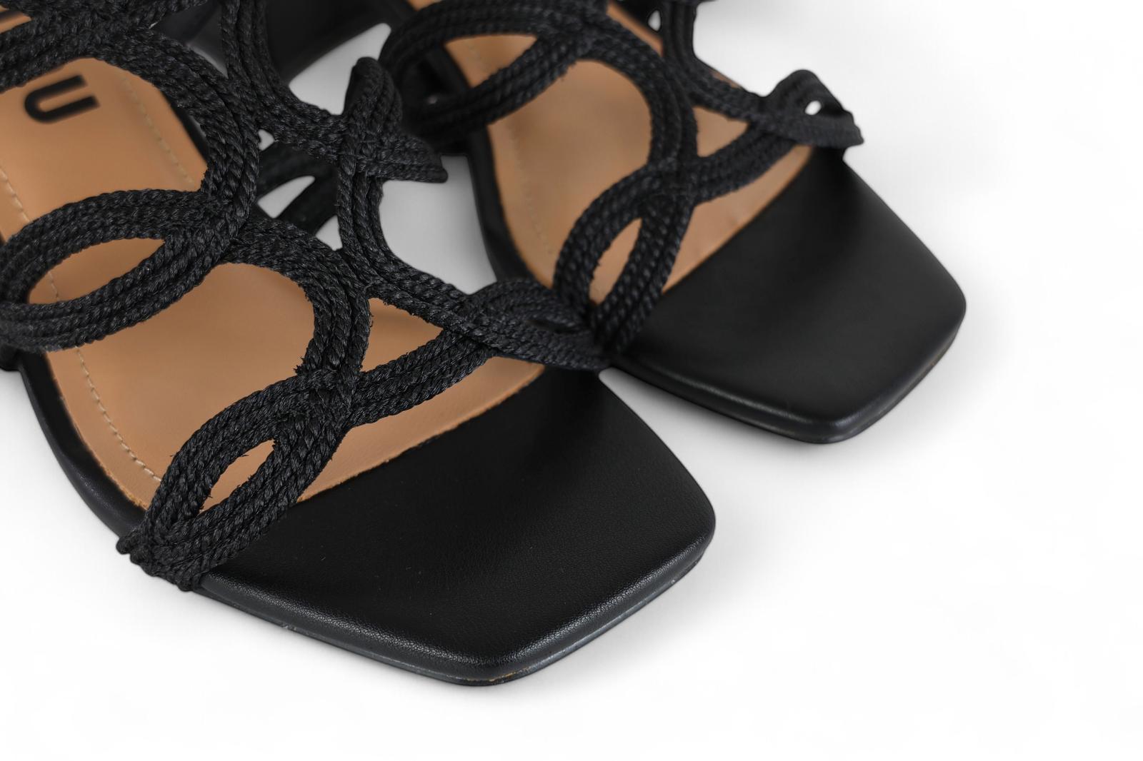 Bibi Lou sandalo donna con tacco in ecopelle e tessuto intrecciato nero