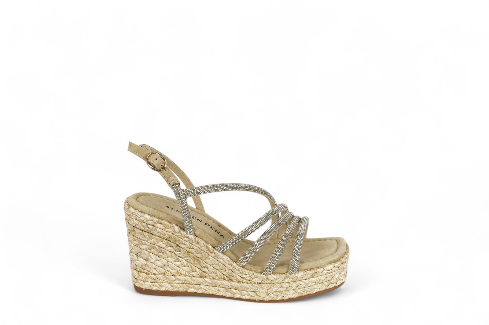 Alma en Pena sandalo donna con zeppa in suede vison sabbia con micro strass dorati
