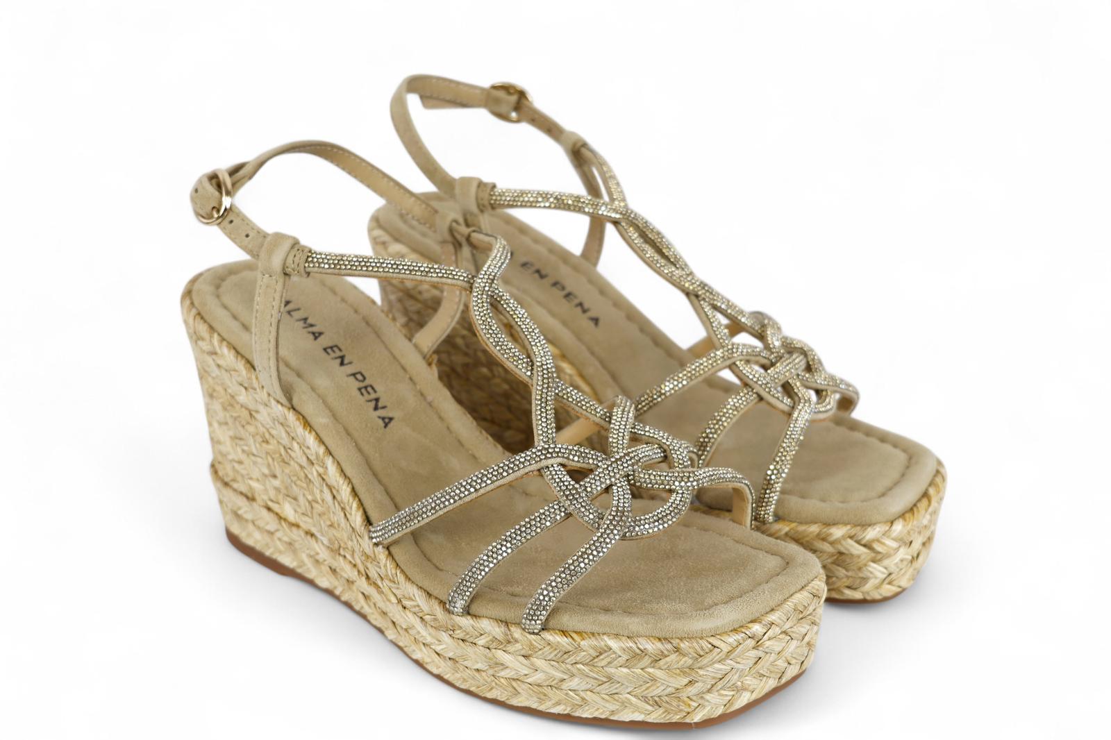 Alma en Pena sandalo donna con zeppa in suede sand con intreccio e strass