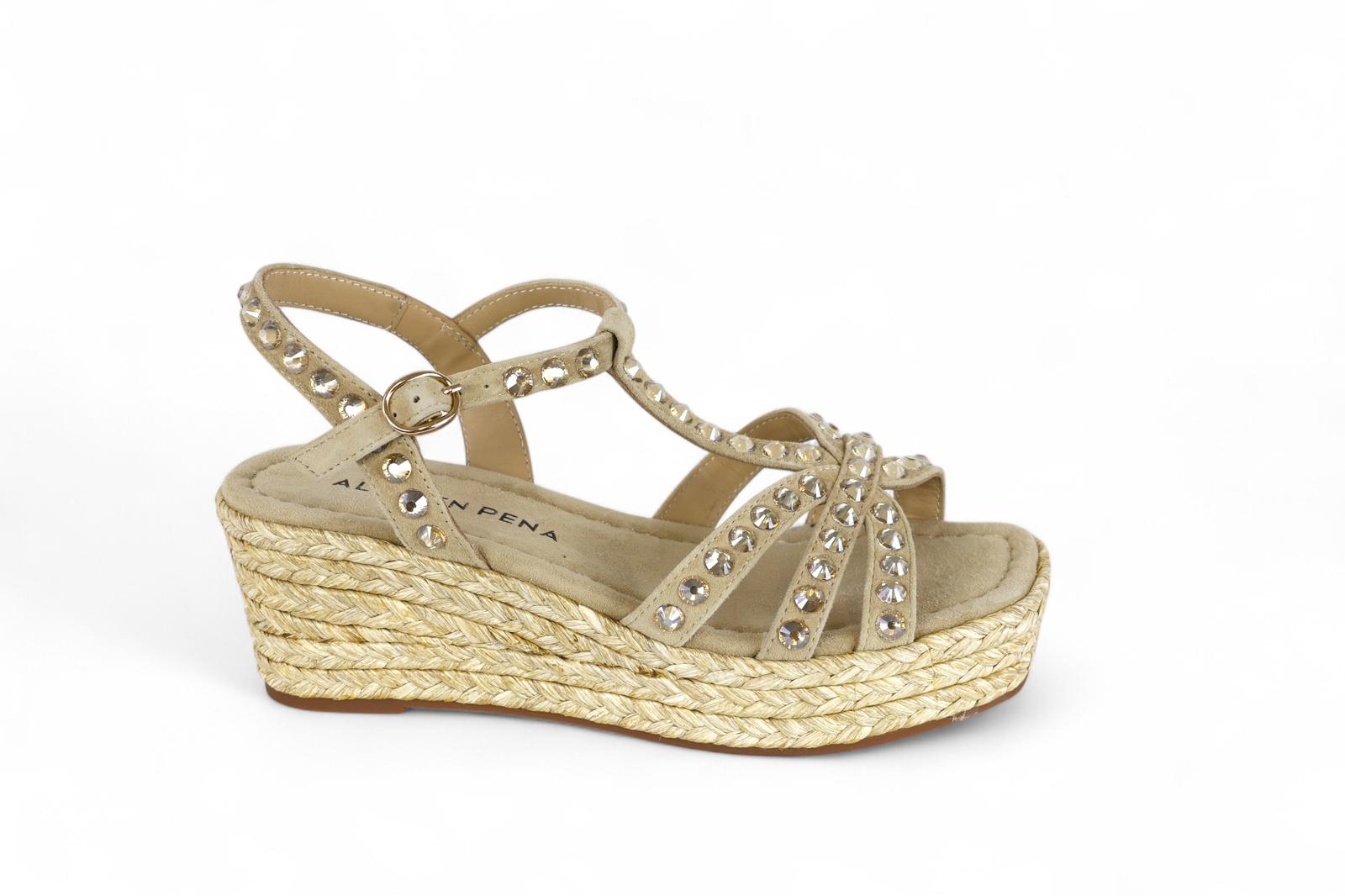 Alma en Pena sandalo  donna in suede sabbia con strass