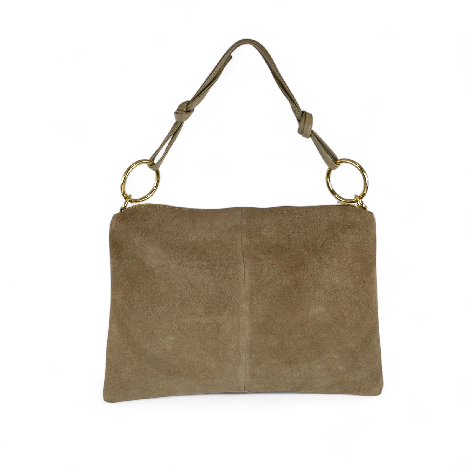 Cecile MI pochette suede taupe con doppia tracolla in pelle e anelli oro