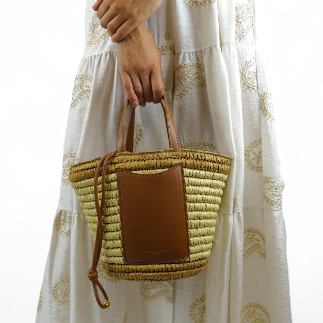 Gianni Chiarini secchiello realizzato in pelle e paglia