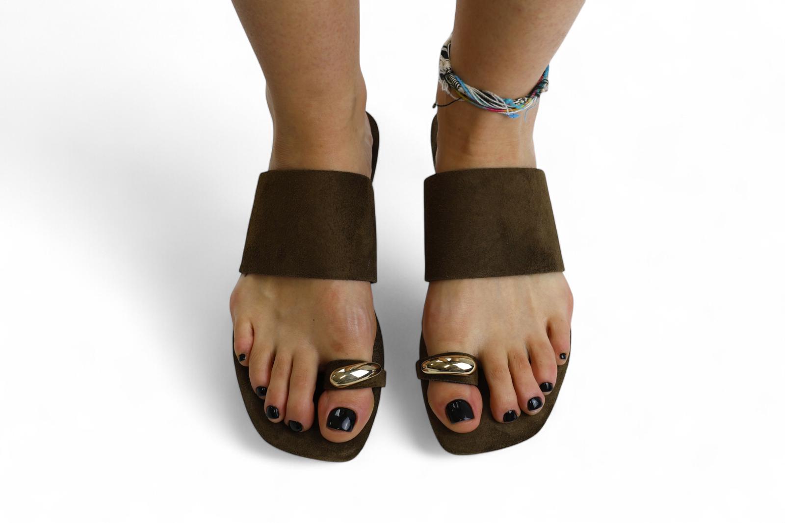 Rubiru' ciabatta donna in suede marrone con infrapollice e dettaglio oro