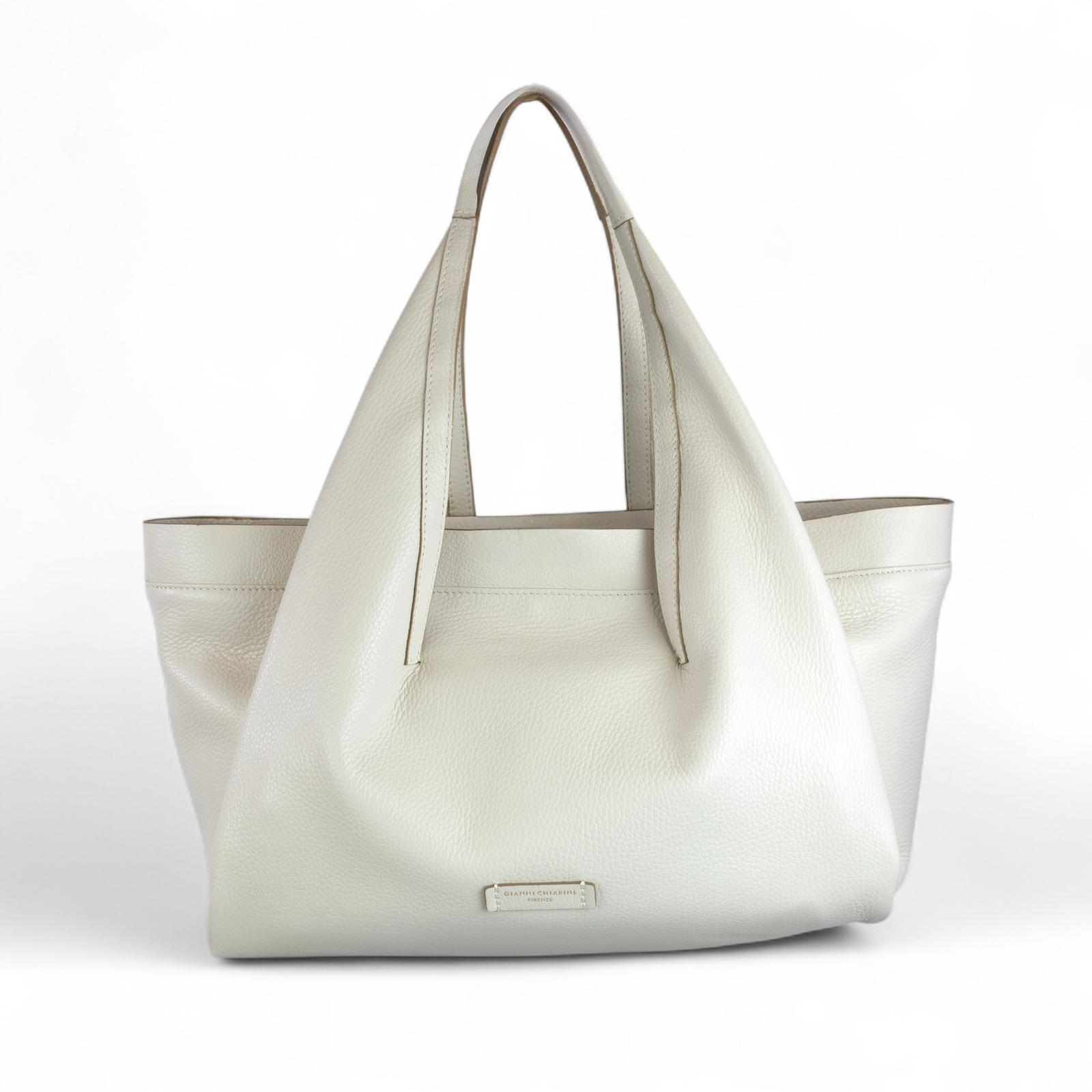 Gianni Chiarini borsa donna a mano realizzata in pelle martellata color marmo