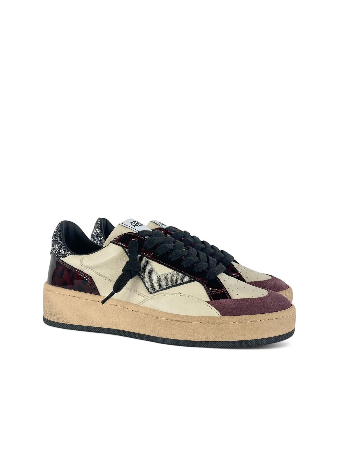 4B12 Sneaker donna con dettagli glitter play new sky bianco