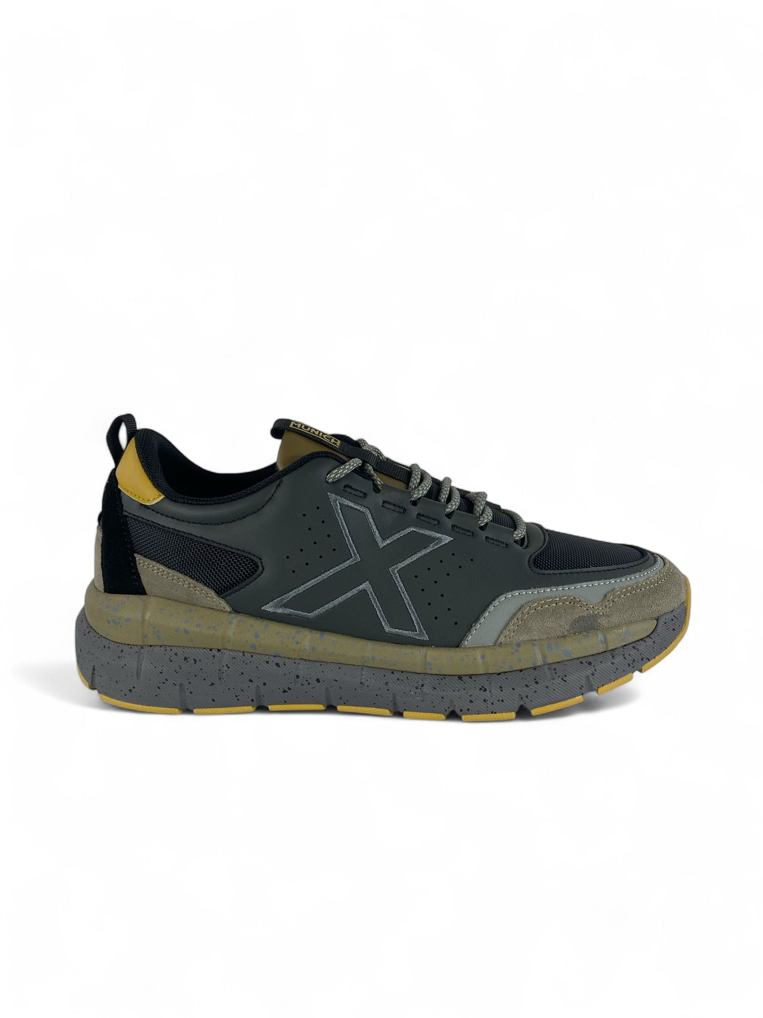 MUNICH Sneaker uomo stile outdoor nero