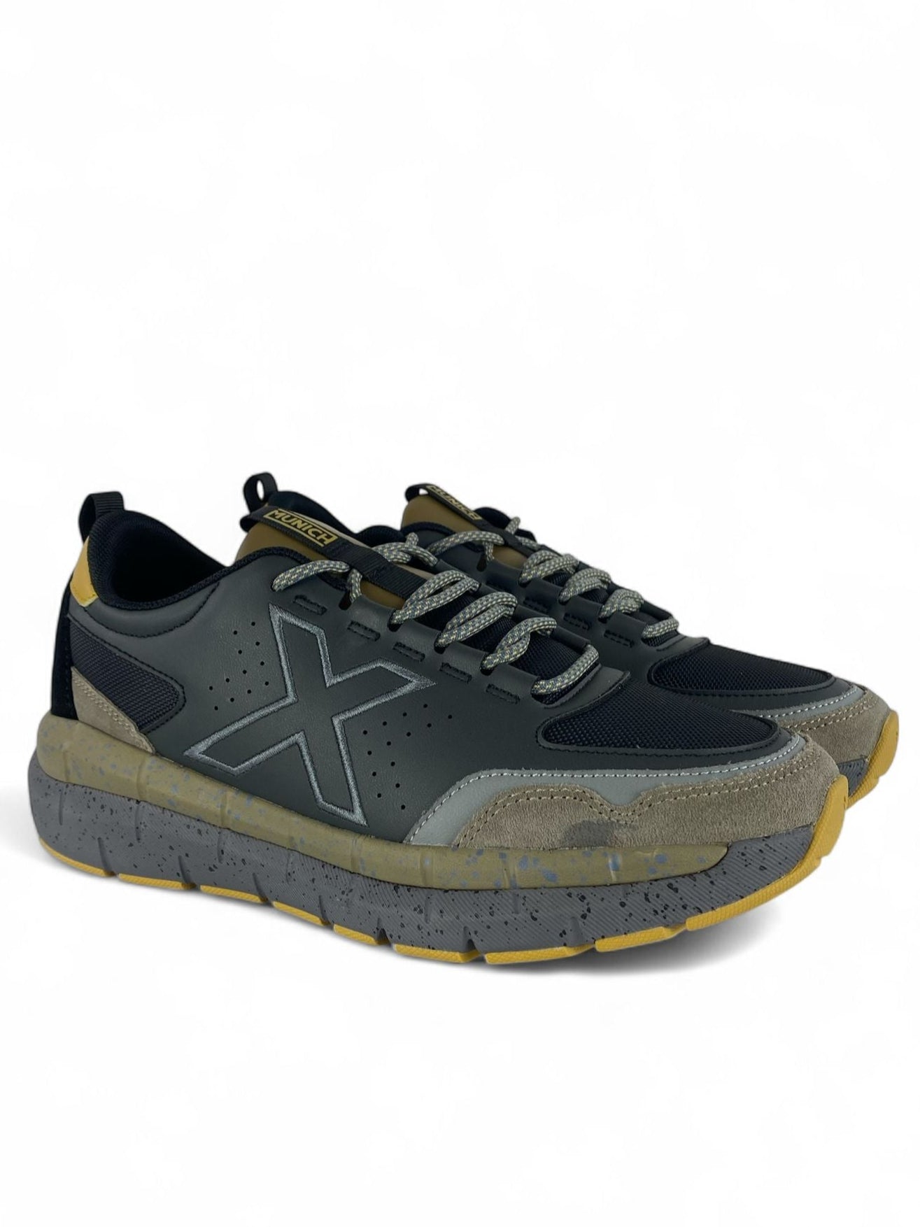 MUNICH Sneaker uomo stile outdoor nero