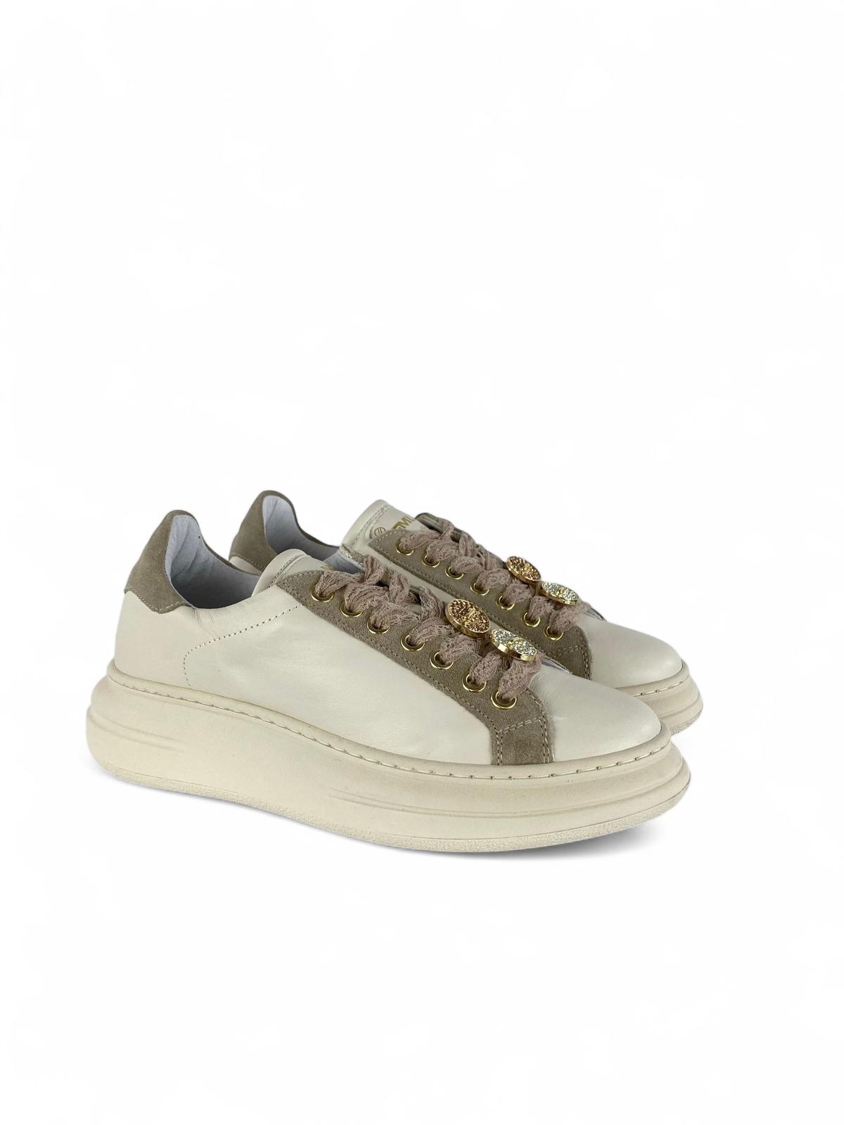 MELINE Sneaker donna in pelle e suede e Lacci in pizzo con bottoni strass crudo corda