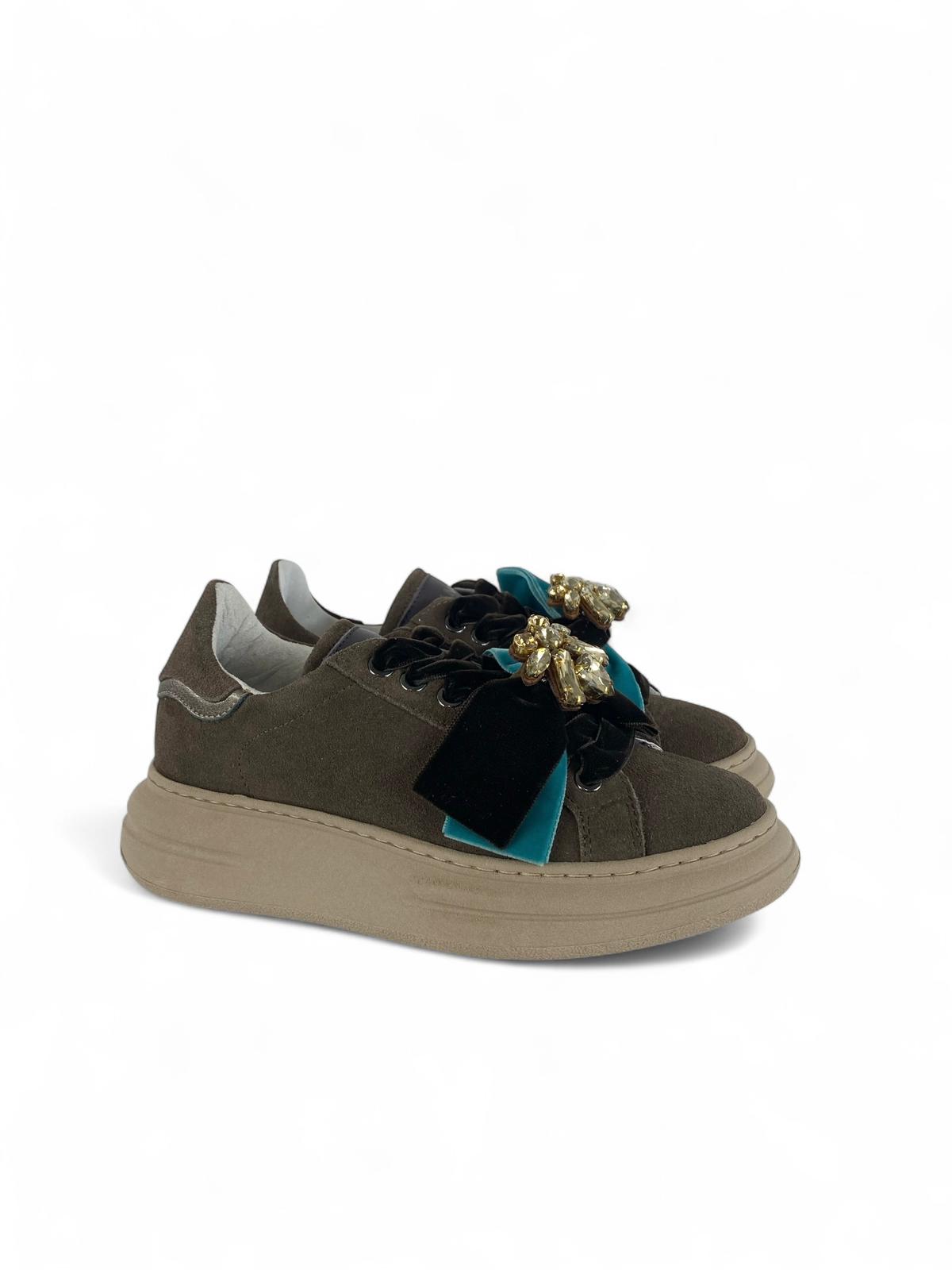 MELINE Sneaker donna dettagli in pelle e Fiocco removibile in velluto marrone