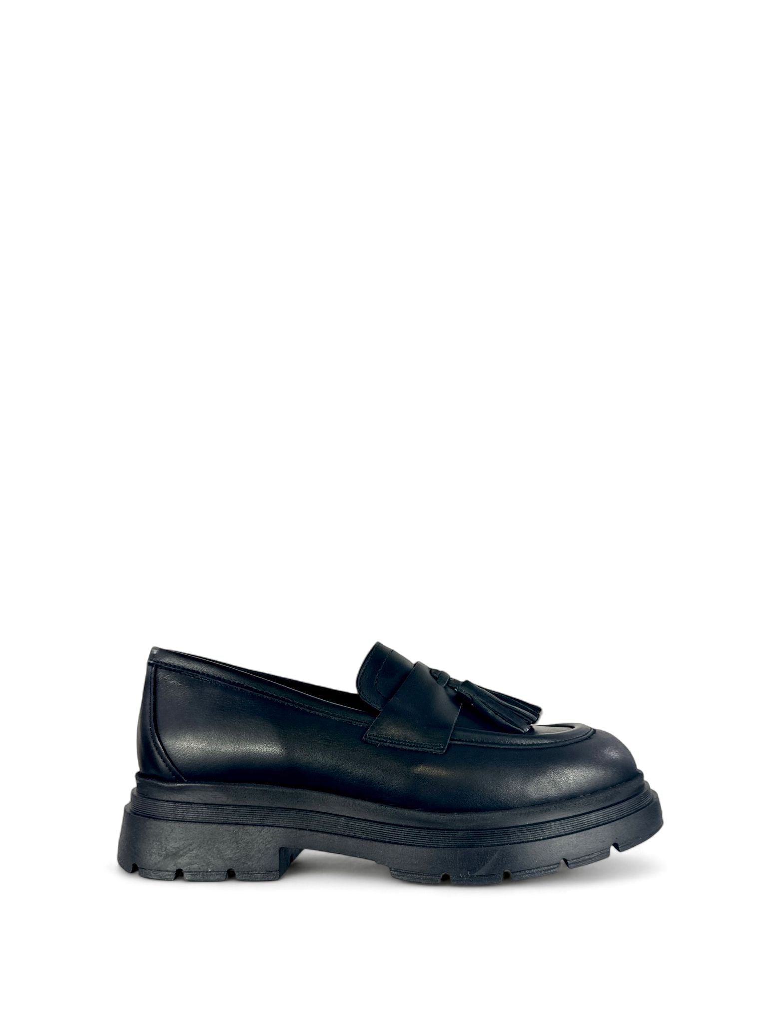 DIVINE FOLLIE Mocassino donna in pelle con nappe nero