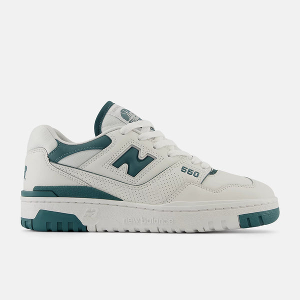 New Balance Sneaker unisex bianca e verde in pelle e mesh