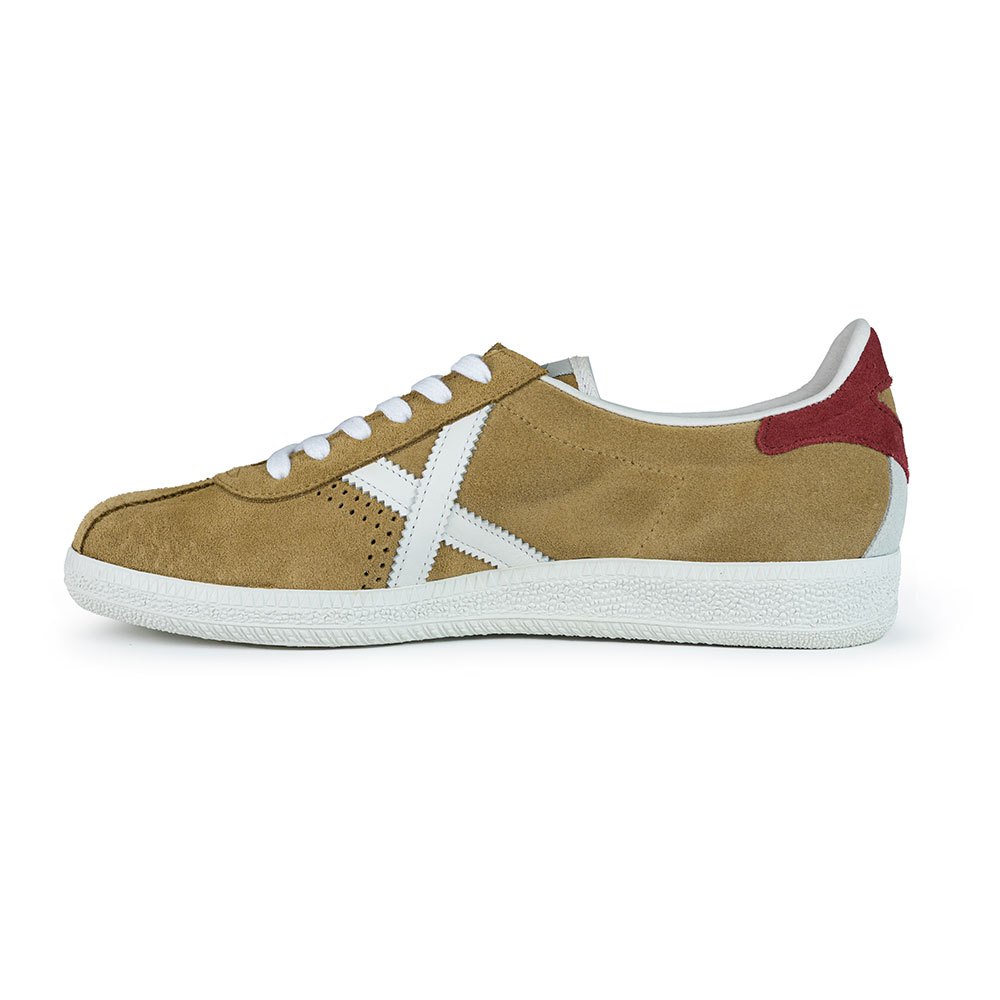 Munich Sneaker uomo in suede tabacco con dettagli in bianco e rosso