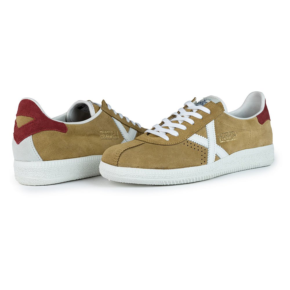 Munich Sneaker uomo in suede tabacco con dettagli in bianco e rosso
