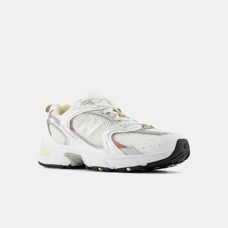 New Balance Sneakers unisex white silver cream blush