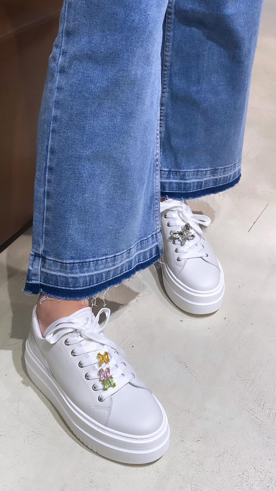 Méliné Sneakers Donna con Charms Farfalle in Pelle Multi Color.
